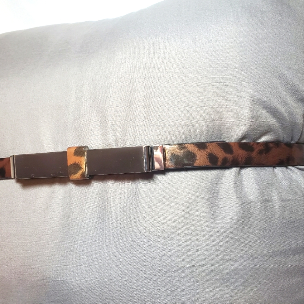 Betsey Johnson Sm Thin Animal Print Brown BlackPatent Belt w Metal Silver Bow